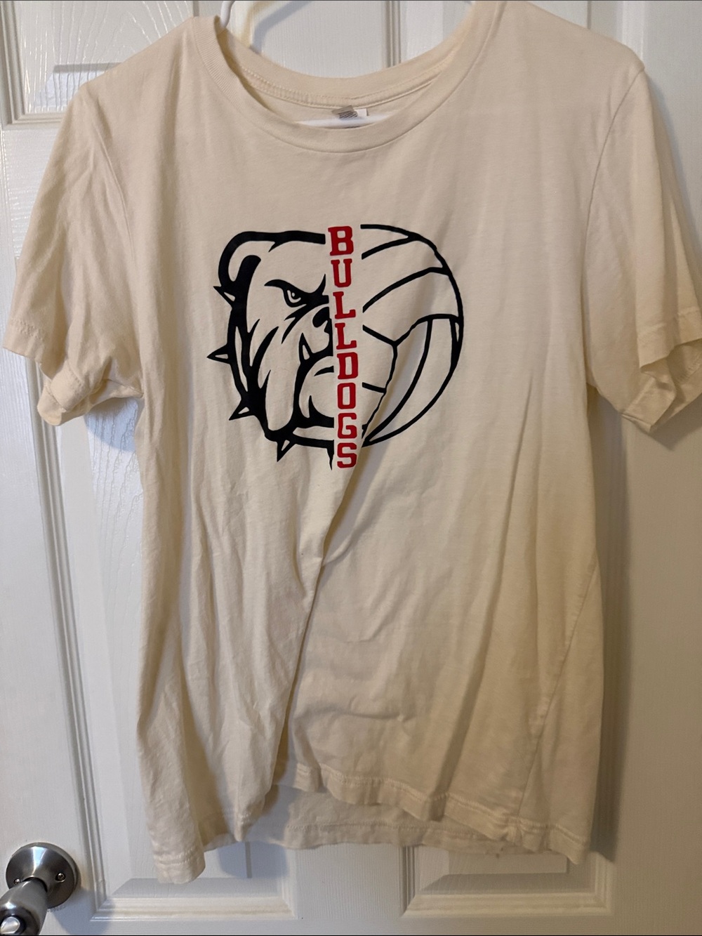 Bulldogs/volleyball Graphic Tee - Cream